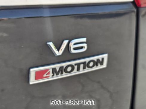 Used 2019 Volkswagen Atlas SEL R-Line AWD/4WD image 16