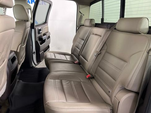 Used 2015 GMC Sierra 2500 Denali w/ Duramax Plus Package AWD/4WD image 15