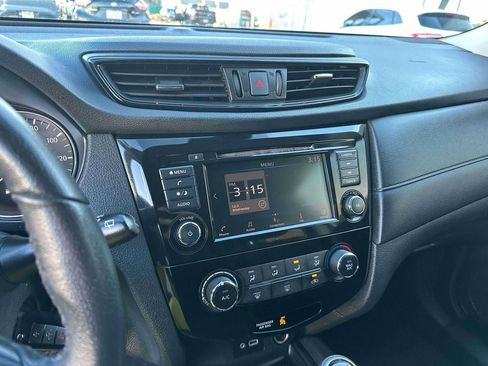 Used 2019 Nissan Rogue S w/ Special Edition Package image 28