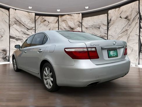 Used 2008 Lexus LS 460 L RWD image 8