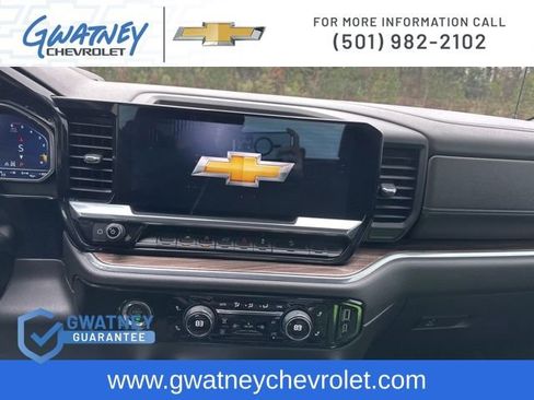 Used 2023 Chevrolet Silverado 1500 RST w/ Z71 Off-Road Package image 19