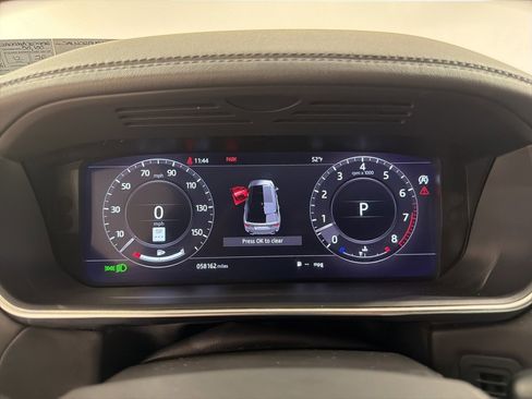 Used 2021 Land Rover Range Rover Sport HST image 15