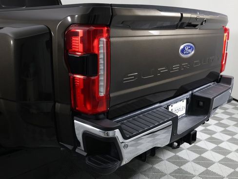 Used 2025 Ford F450 Lariat w/ Lariat Ultimate Package image 57