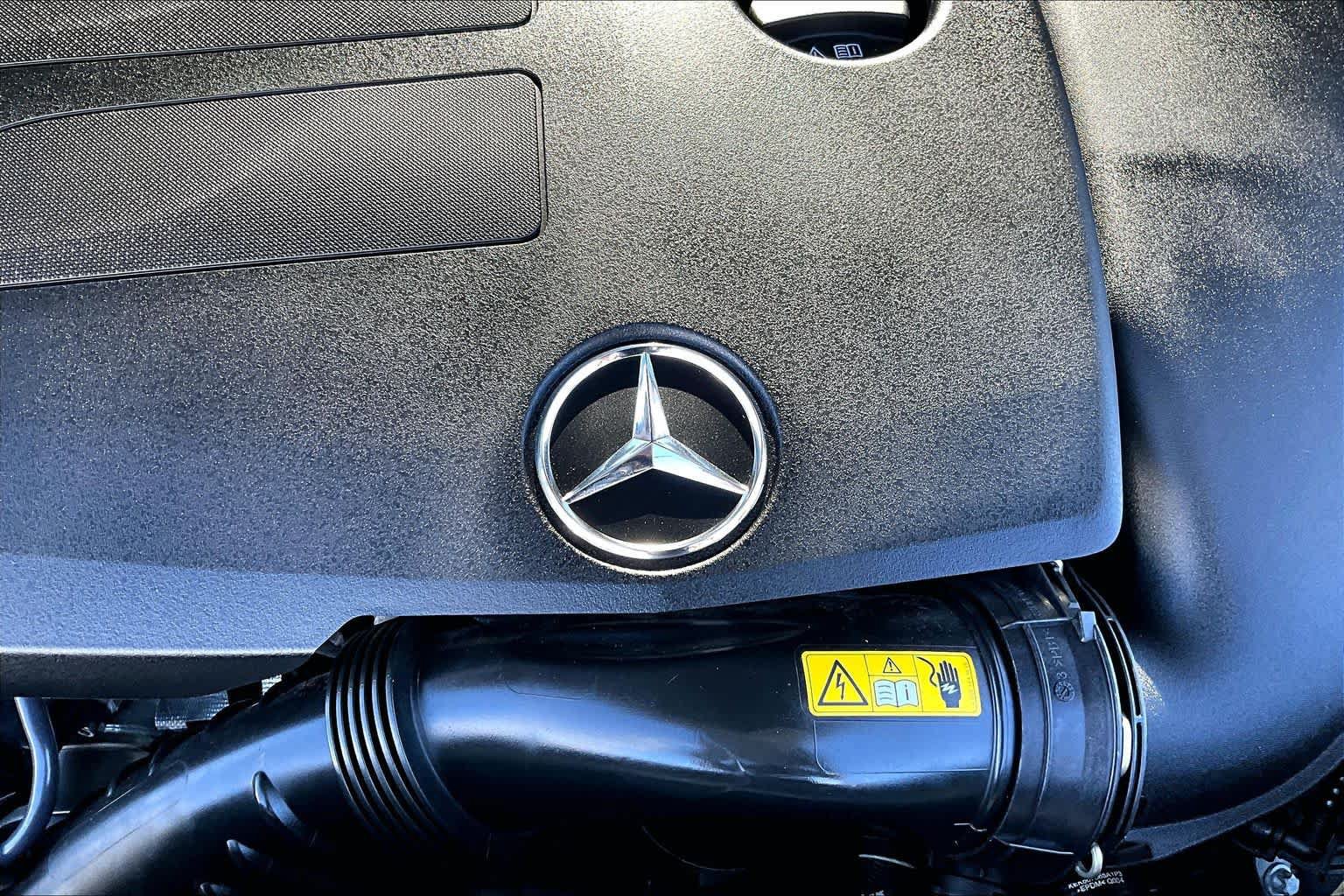 Used 2022 Mercedes-Benz GLC 300 4MATIC image 30
