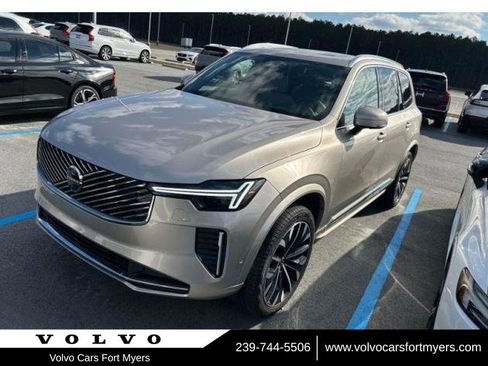 Used 2025 Volvo XC90 B5 Plus image 1