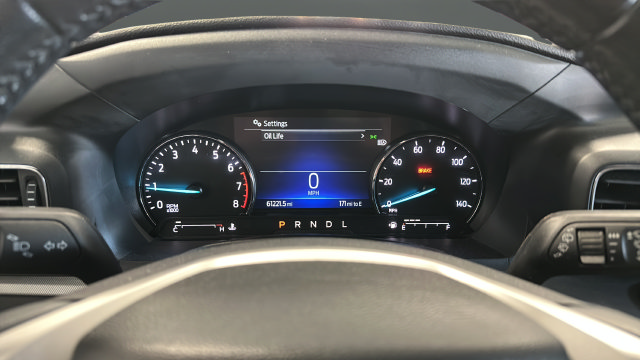 Used 2022 Ford Explorer XLT w/ Equipment Group 202A AWD/4WD image 17