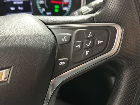 Used 2025 Chevrolet Malibu LT FWD image 12