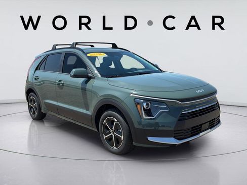 New 2025 Kia Niro EX FWD image 16
