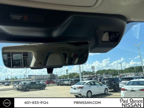 New 2025 Nissan Armada Platinum Reserve image 19