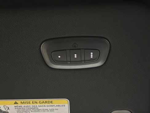 Used 2023 Jeep Wagoneer 4WD image 34