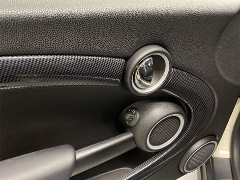 Used 2013 MINI Cooper S image 19