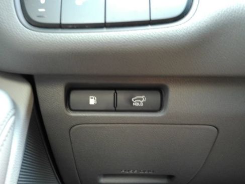 Used 2016 Kia Sorento SX AWD/4WD image 41