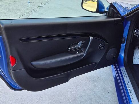 Used 2017 Maserati GranTurismo Sport RWD image 48