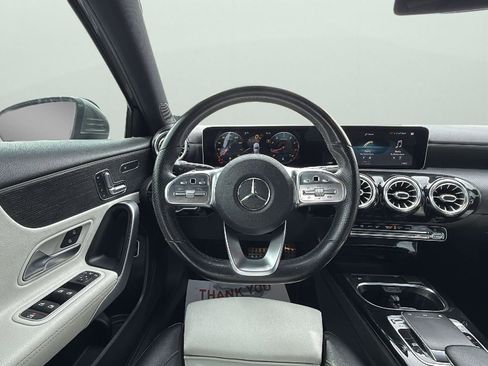 Used 2019 Mercedes-Benz A 220 4MATIC image 13