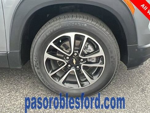 Used 2025 Chevrolet TrailBlazer LT image 9