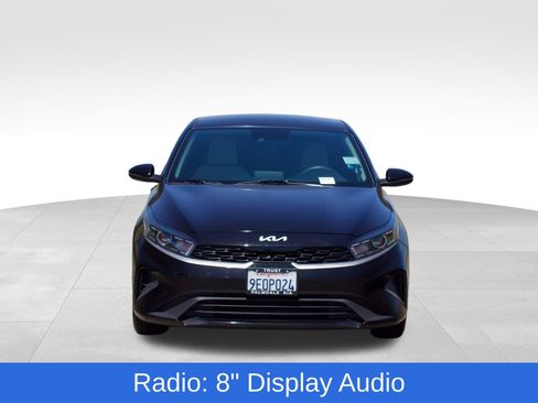 Used 2023 Kia Forte LXS w/ LXS Technology Package FWD image 3