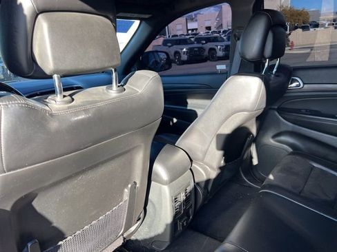 Used 2022 Jeep Grand Cherokee Laredo X image 20