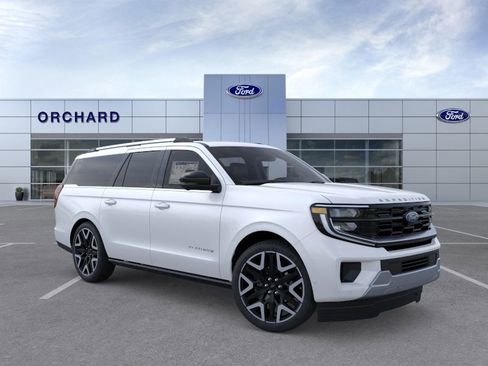 New 2026 Ford Expedition Max Platinum w/ Platinum Ultimate Package image 7