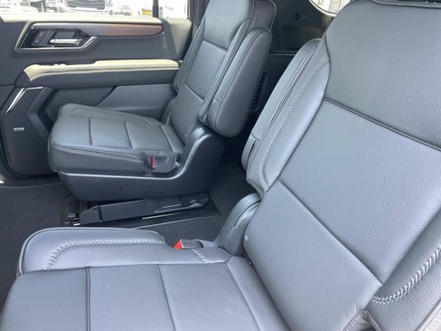New 2026 GMC Yukon XL Denali AWD/4WD image 25