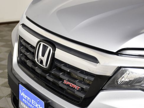 Used 2019 Honda Ridgeline Sport image 11