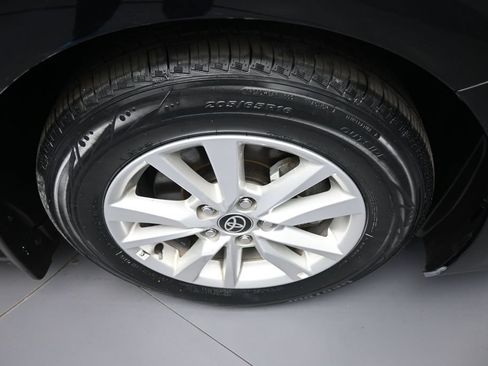 Certified 2025 Toyota Camry LE w/ Convenience Package FWD image 13