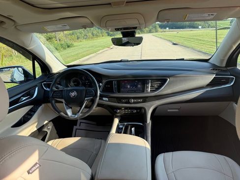 Used 2023 Buick Enclave Essence w/ Experience Buick Package AWD/4WD image 17
