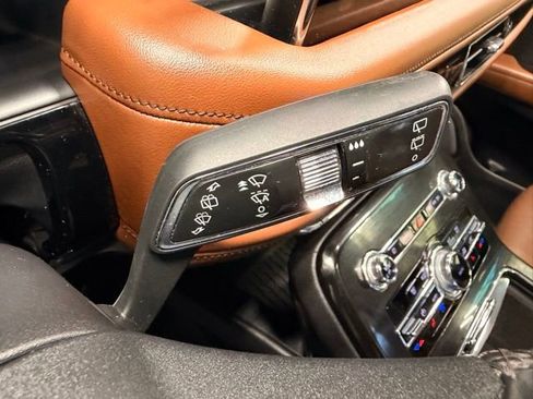 Used 2022 Lincoln Nautilus Reserve AWD/4WD image 29