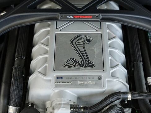 Used 2021 Ford Mustang Shelby GT500 w/ Technology Package image 35