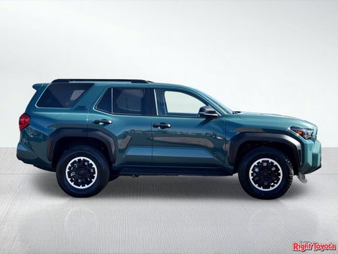 Certified 2026 Toyota 4Runner TRD Off-Road AWD/4WD image 7