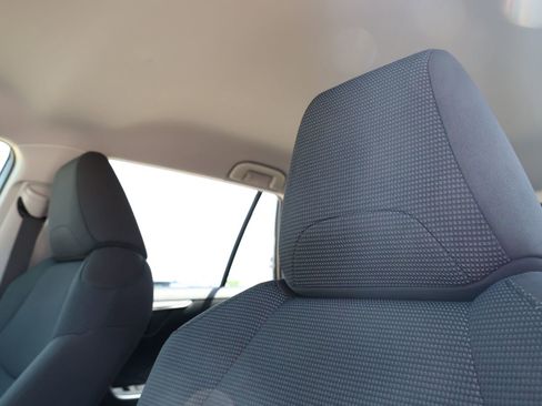 Used 2025 Toyota RAV4 LE image 14