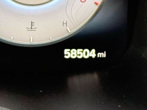 Used 2022 Hyundai Santa Fe SEL w/ Convenience Package image 23