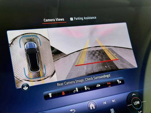Used 2023 Mercedes-Benz EQS 580 4MATIC SUV image 14