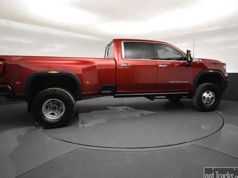 Used 2021 GMC Sierra 3500 Denali w/ Denali Ultimate Package image 50