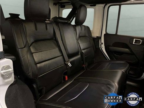 Used 2023 Jeep Wrangler Unlimited Sahara w/ Cold Weather Group image 76