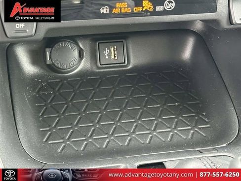 Used 2025 Toyota RAV4 LE FWD image 34