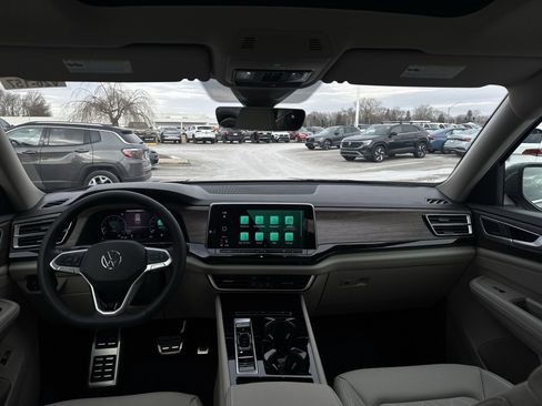 New 2026 Volkswagen Atlas SEL Premium R-Line image 21