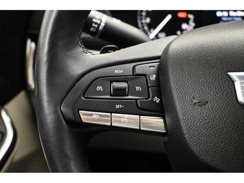 Certified 2023 Cadillac XT4 Luxury w/ Cold Weather Package FWD image 40