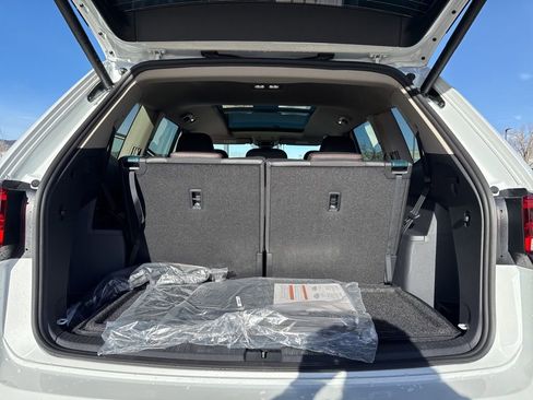 New 2026 Volkswagen Atlas Peak Edition image 25