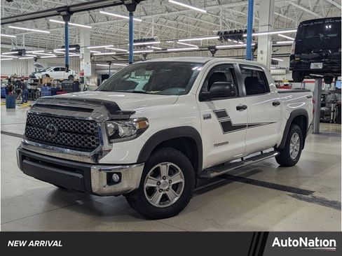 Used 2019 Toyota Tundra SR5 w/ SR5 Upgrade Package RWD image 1