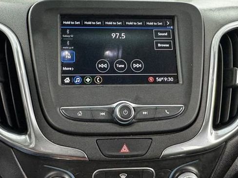 Used 2019 Chevrolet Equinox LT FWD image 24