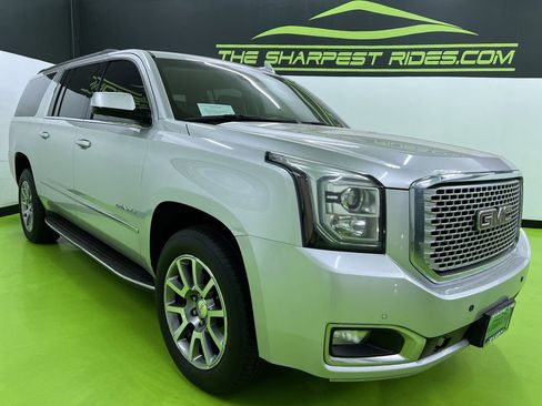 Used 2016 GMC Yukon XL Denali AWD/4WD image 2