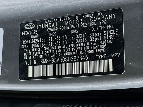 Used 2025 Hyundai Kona SEL FWD image 12