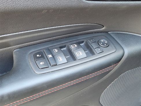 Used 2025 Dodge Durango GT image 16