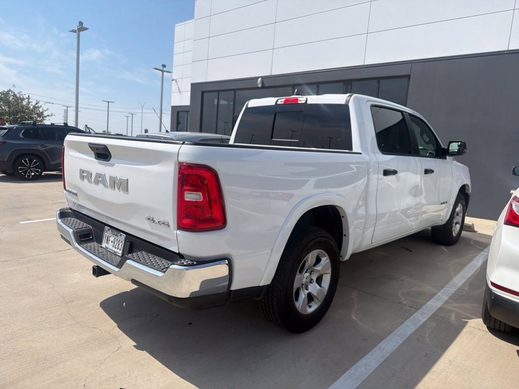 Used 2025 RAM 1500 Big Horn AWD/4WD image 9
