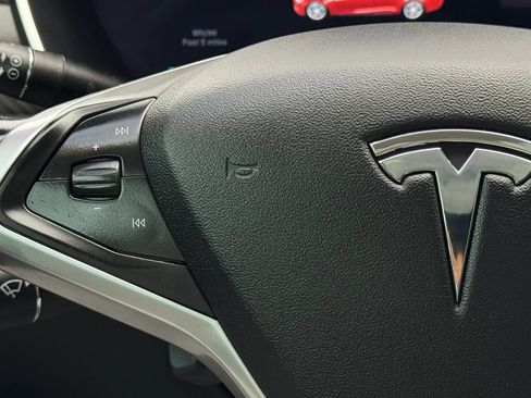 Used 2014 Tesla Model S 85 RWD image 33