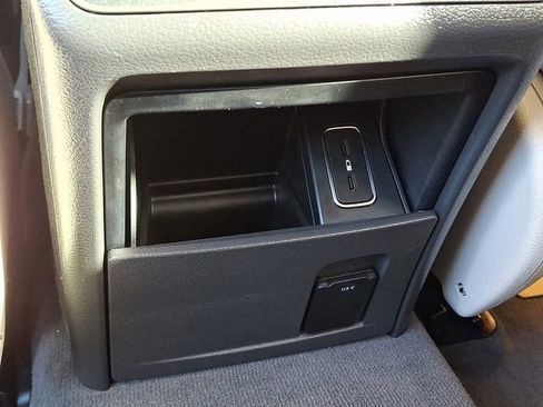 Used 2020 Mercedes-Benz GLE 350 4MATIC image 12