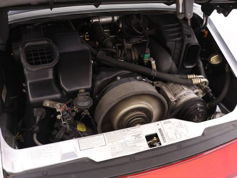 Used 1995 Porsche 911 Carrera image 24