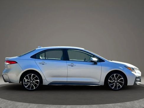 Used 2020 Toyota Corolla SE image 8