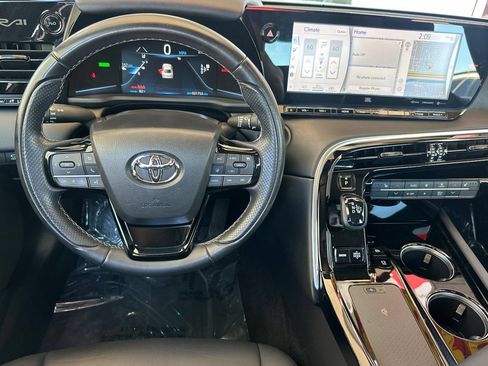 Certified 2021 Toyota Mirai w/ Advanced Technology Package RWD image 17