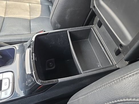 Used 2022 Kia Telluride EX w/ EX Premium Package image 57